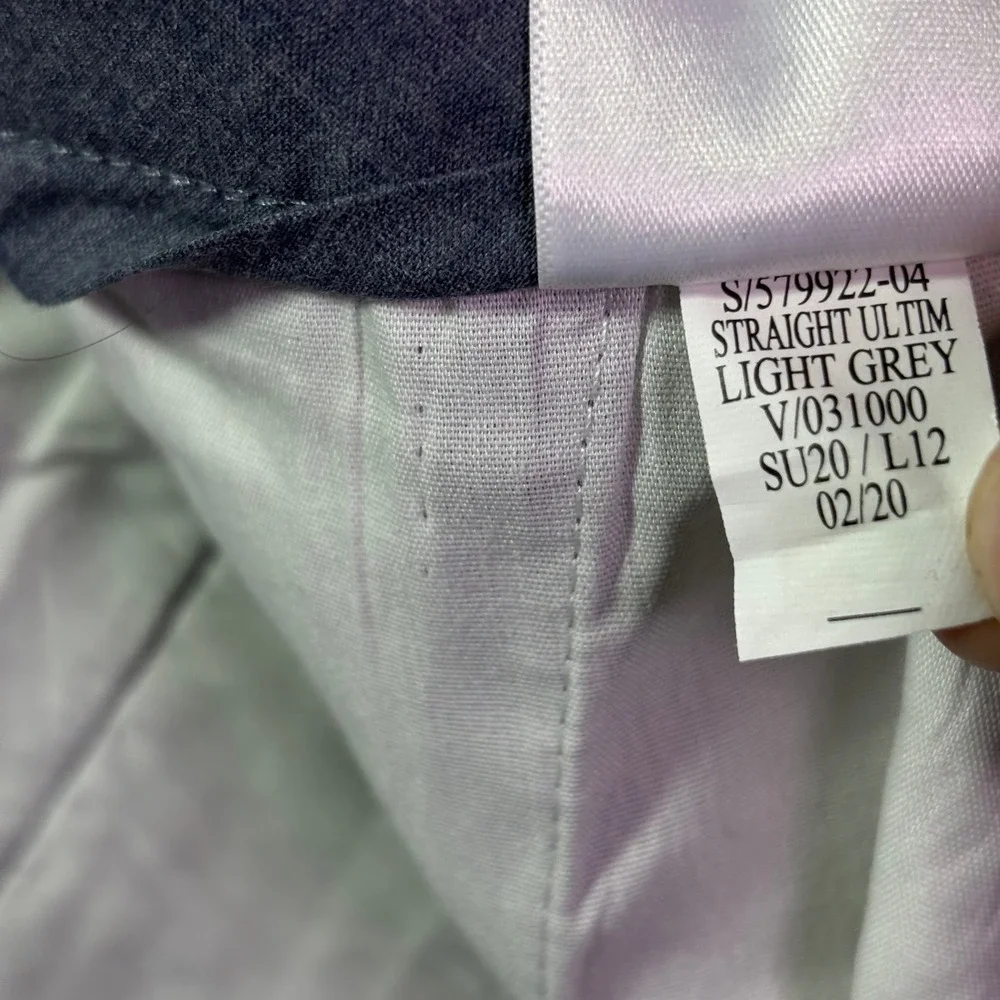 NWT Old Navy Mens Ultimate Straight Khaki Sz 30x30 Light Grey Built-In Flex